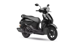 fascino-125-right-front-three-quarter.png