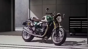speed-twin-1200-cafe-racer-edition-right-front-three-quarter.png