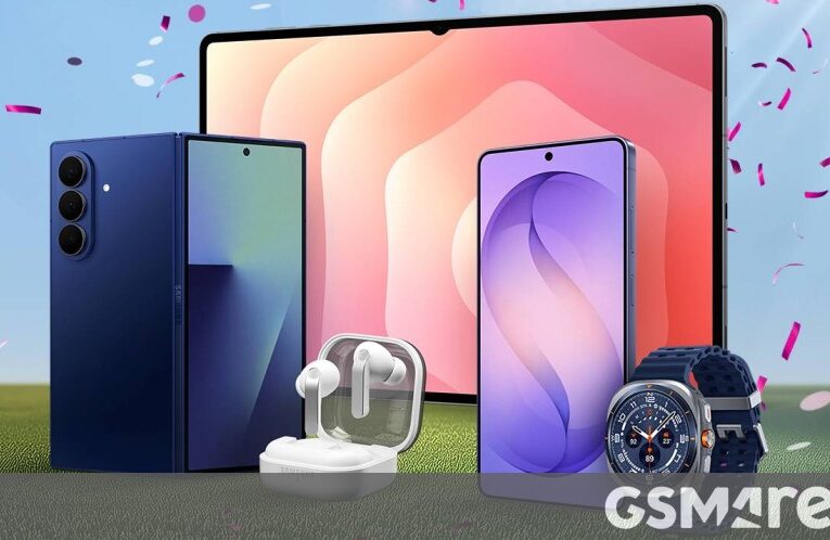 Samsung UK is offering up to £300 cashback on select phones, tablets, watches and buds