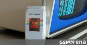 1781660677_gsmarena_000.jpg