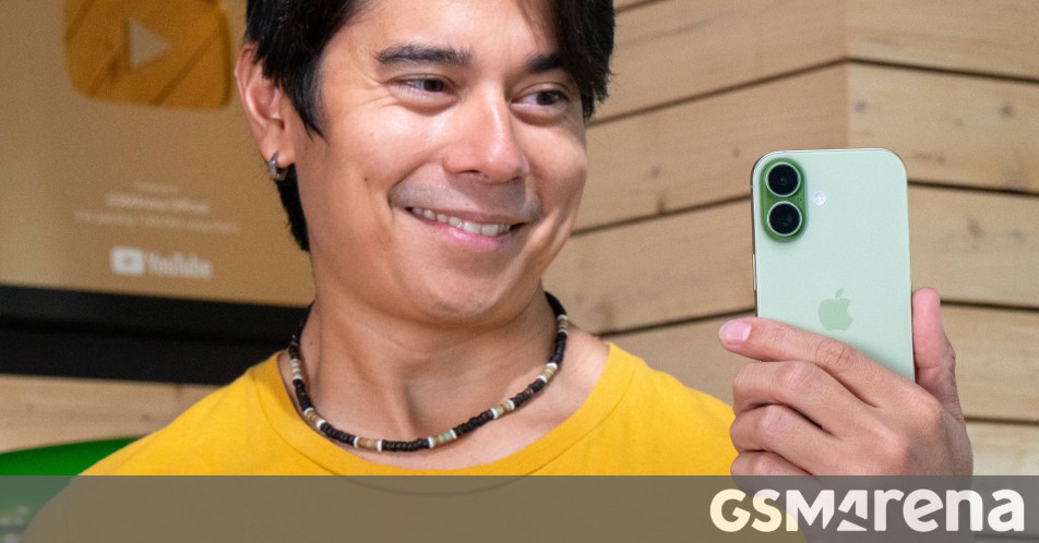 1782519856_gsmarena_000.jpg