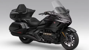 goldwing-2026-right-front-three-quarter.png