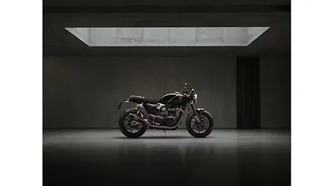 speed-twin-1200-tfc-right-side-view.png