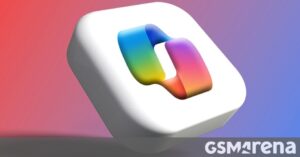 1785560172_gsmarena_000.jpg