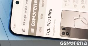 1789337341_gsmarena_000.jpg