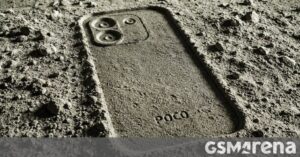 gsmarena_000.jpg